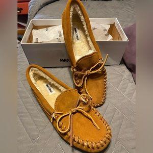 Mens Minnetonka Slippers sz 8